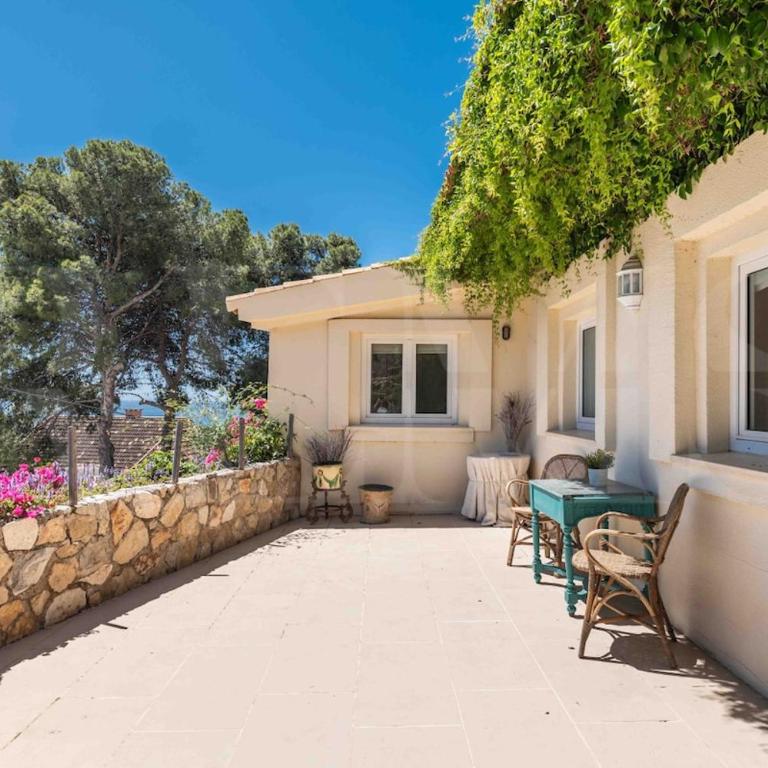 Luxury Sea View Villa with Pool & Terrace REMS - Villa - 34