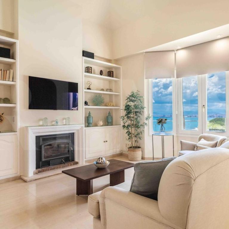Luxury Sea View Villa with Pool & Terrace REMS - Villa - 52