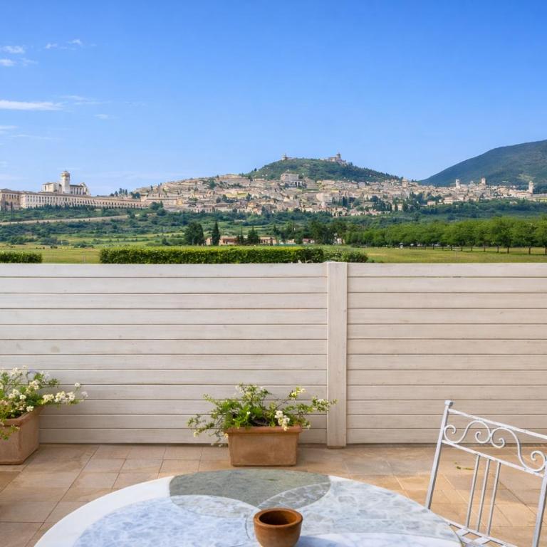 UNICA Assisi agri-charming house - Deluxe Double Room with Balcony - 1