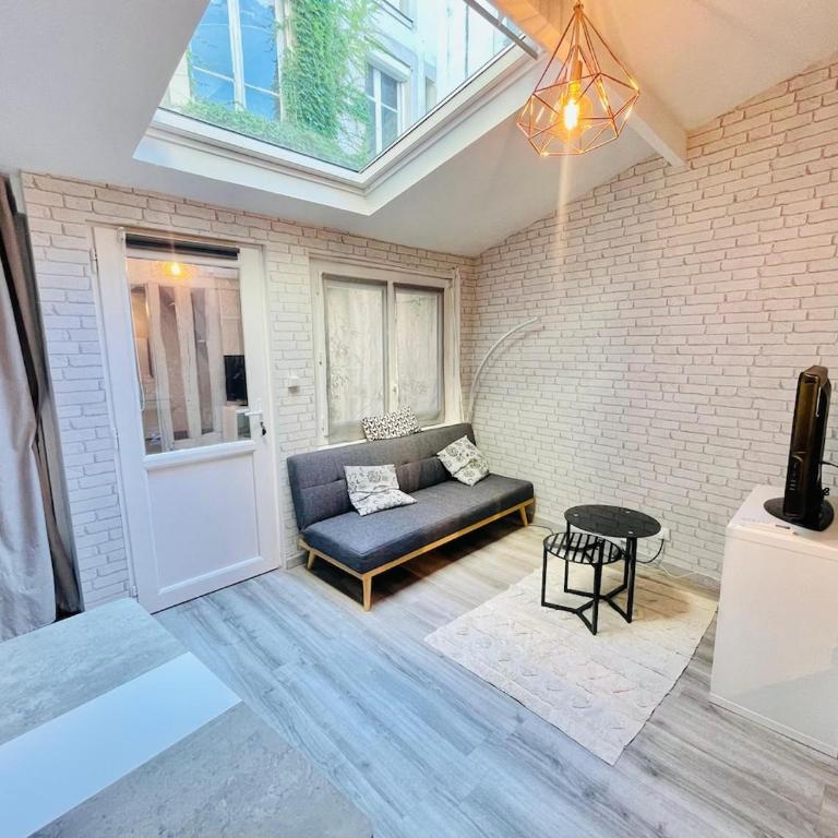 Charmante maison triplexe avec jardinet - Vacation Home - 5
