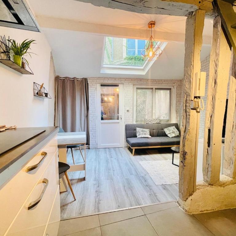 Charmante maison triplexe avec jardinet - Vacation Home - 3
