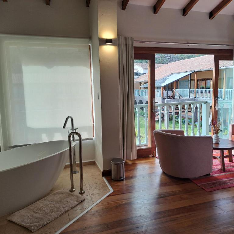 Casa Eva Hotel Boutique - Deluxe Double Room with Balcony - 7