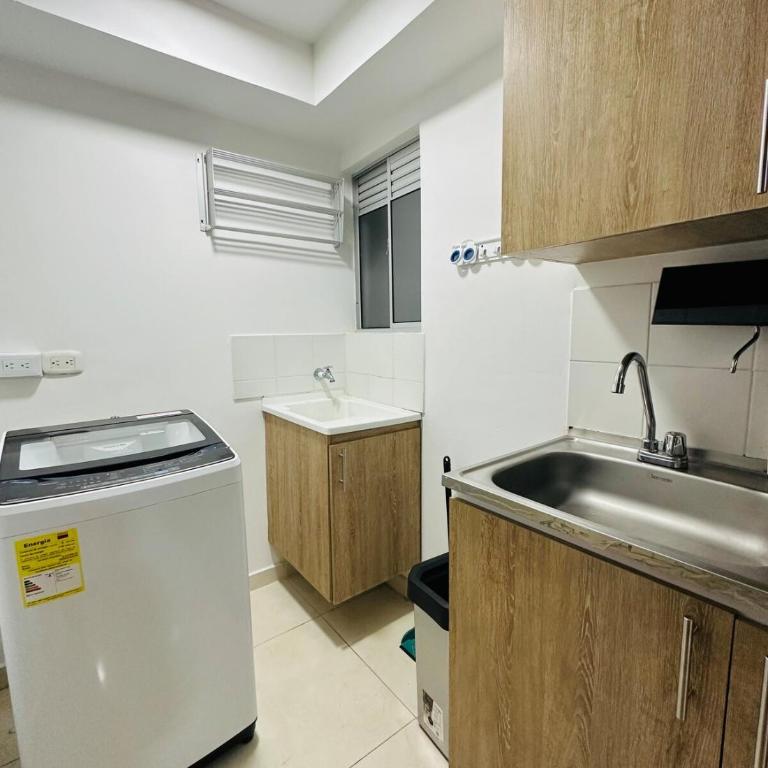 cool and quiet apartment in front of the urban forest - Apartamento de 2 dormitorios - 2