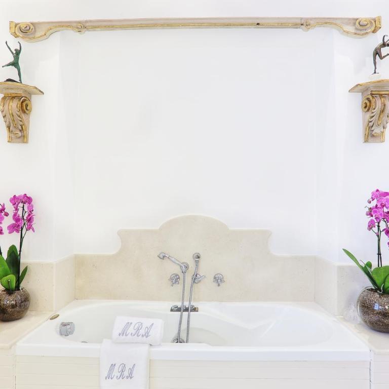 Villa Lalen Sorrento Private Luxury Residence with Garden, Terrace & Jacuzzi - Two-Bedroom Townhouse - 8