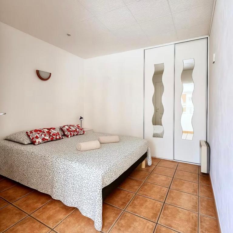50m Plage - T2 Climatisés, Studio & Wifi - Appartement 1 Chambre - 6