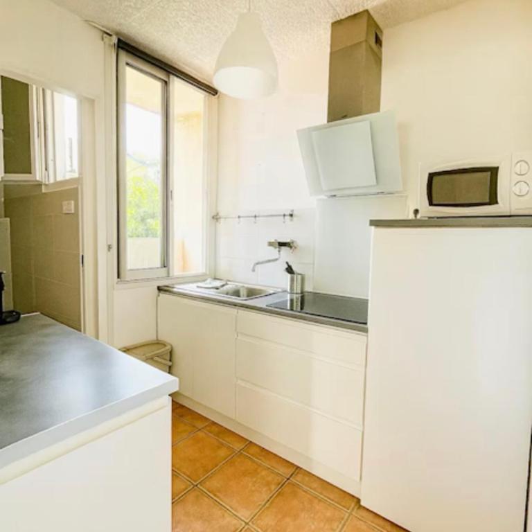 50m Plage - T2 Climatisés, Studio & Wifi - Appartement 1 Chambre - 8