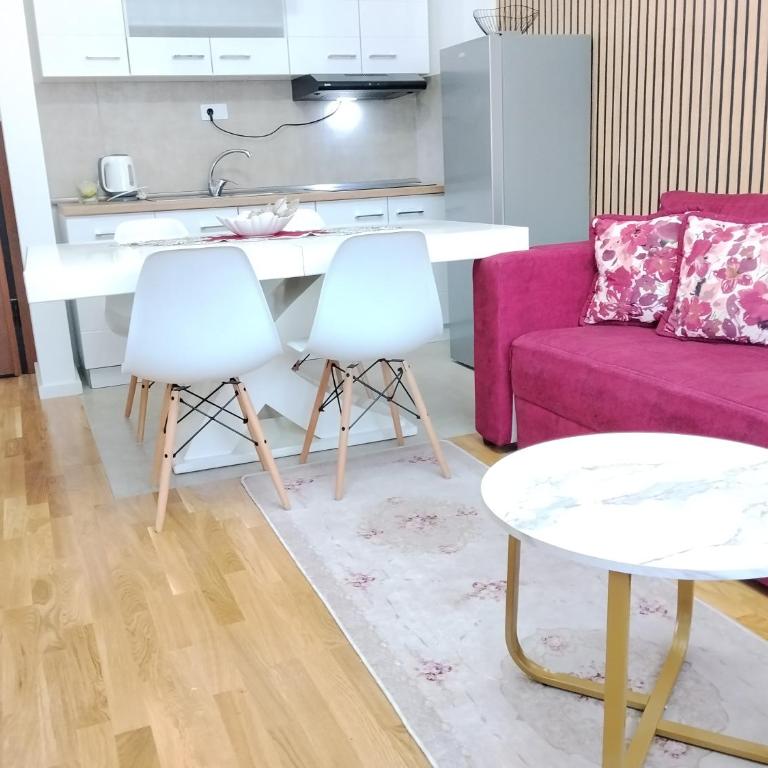 OPERA LUX APARTMENTS Green Hill - Relax & Free Parking - Deluks Apartman - 32