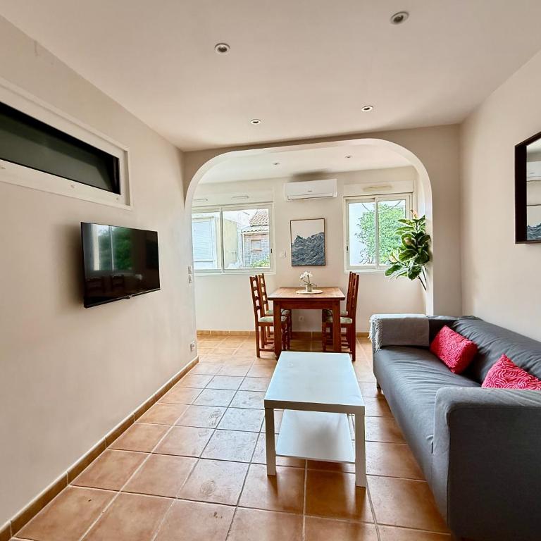 50m Plage - T2 Climatisés, Studio & Wifi - Appartement 1 Chambre - 14