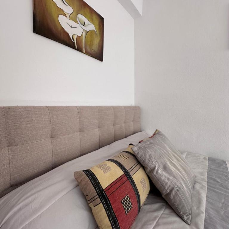 Apartamento zona centro Granada - Three-Bedroom Apartment - 15