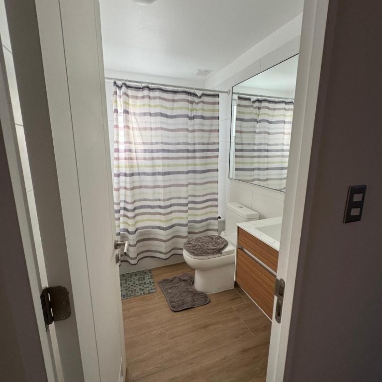 Casa tranquila en barrio residencial - Three-Bedroom Home - 14