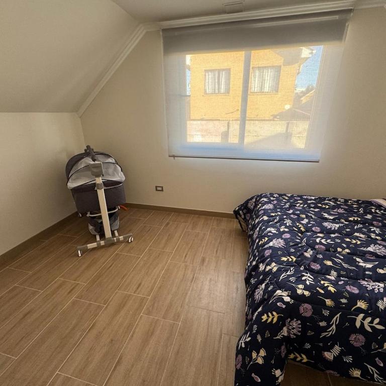 Casa tranquila en barrio residencial - Three-Bedroom Home - 16