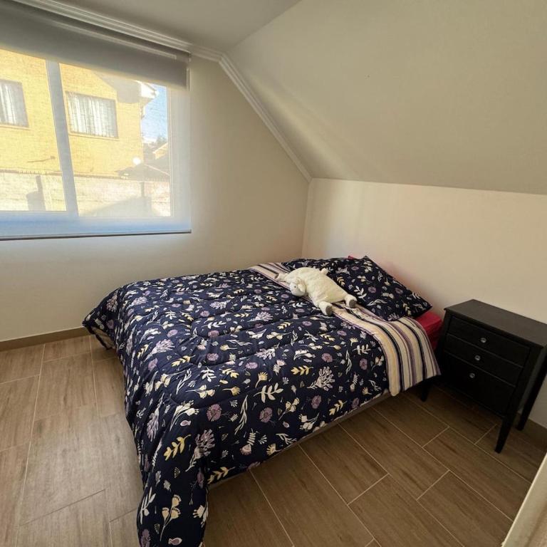 Casa tranquila en barrio residencial - Three-Bedroom Home - 18