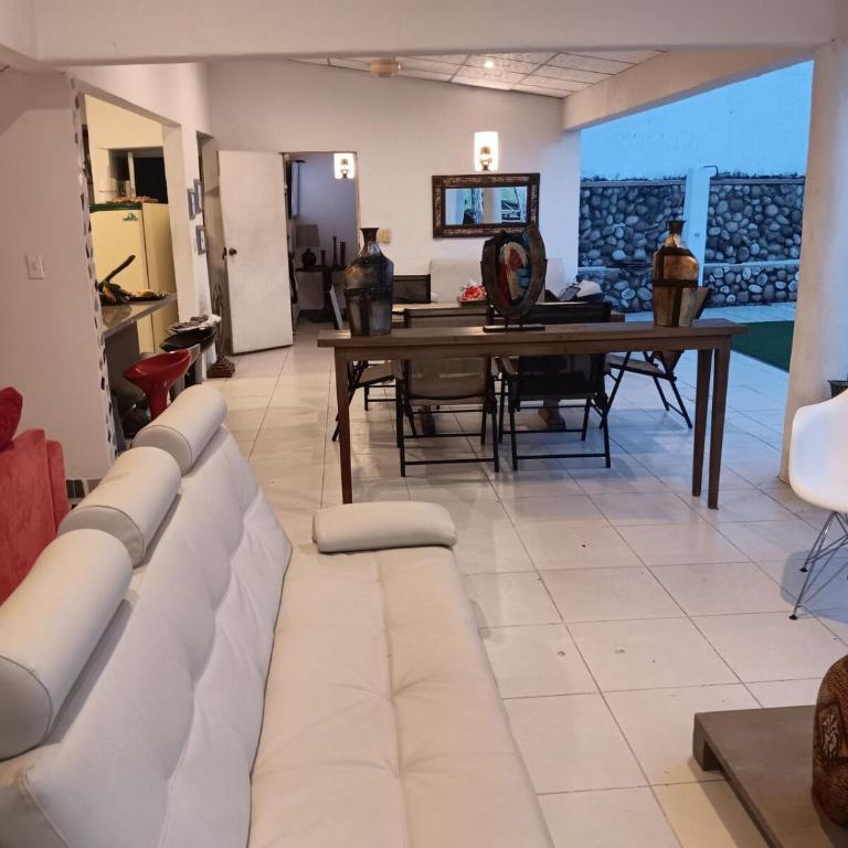 Casa Saykomor Melgar - Four-Bedroom House - 1