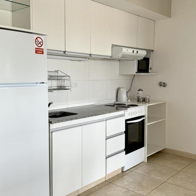 Departamentos amplios y luminosos en zona Leloir - Apartamento Estándar de 1 dormitorio - 11