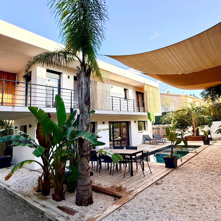 Villa bord de mer avec piscine et jardin tropical - Seaside villa with pool and tropical garden - Villa 3 Chambres - 5