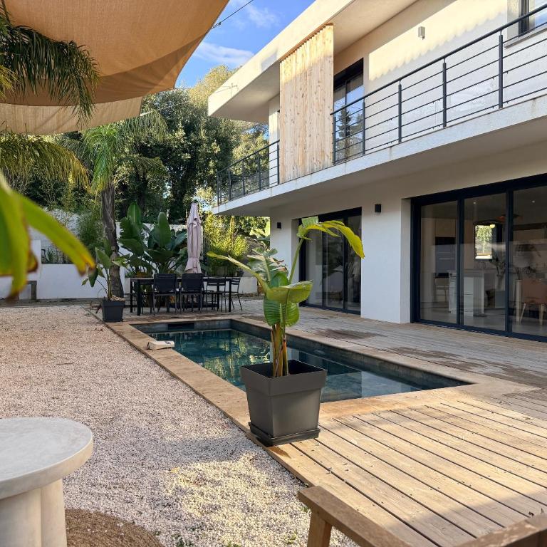 Villa bord de mer avec piscine et jardin tropical - Seaside villa with pool and tropical garden - Villa 3 Chambres - 20