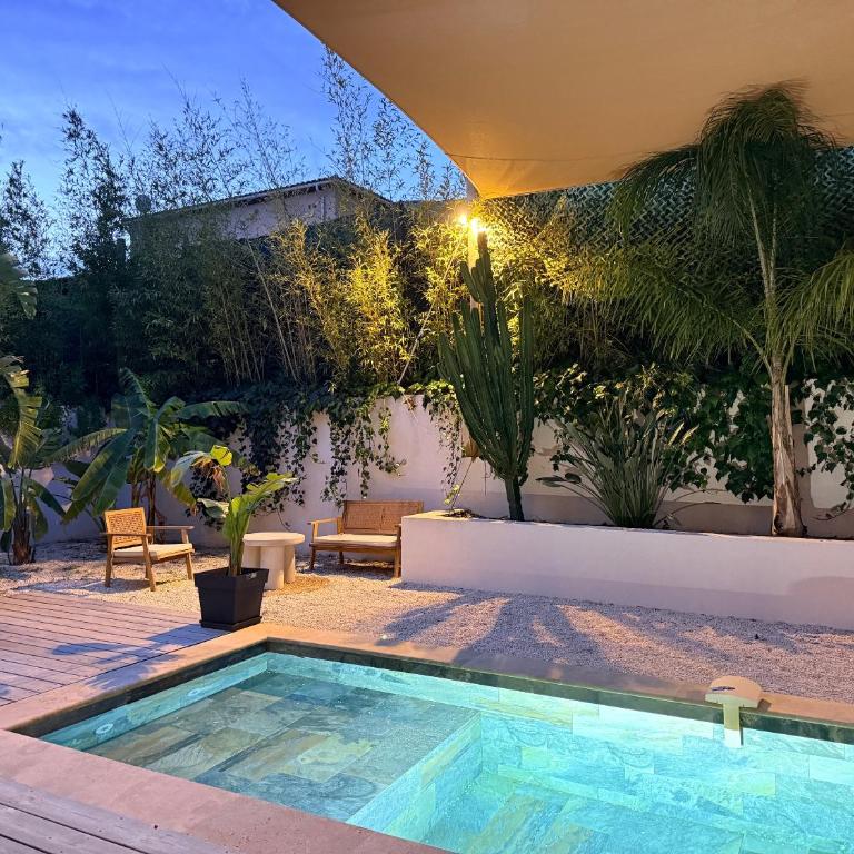 Villa bord de mer avec piscine et jardin tropical - Seaside villa with pool and tropical garden - Villa 3 Chambres - 27