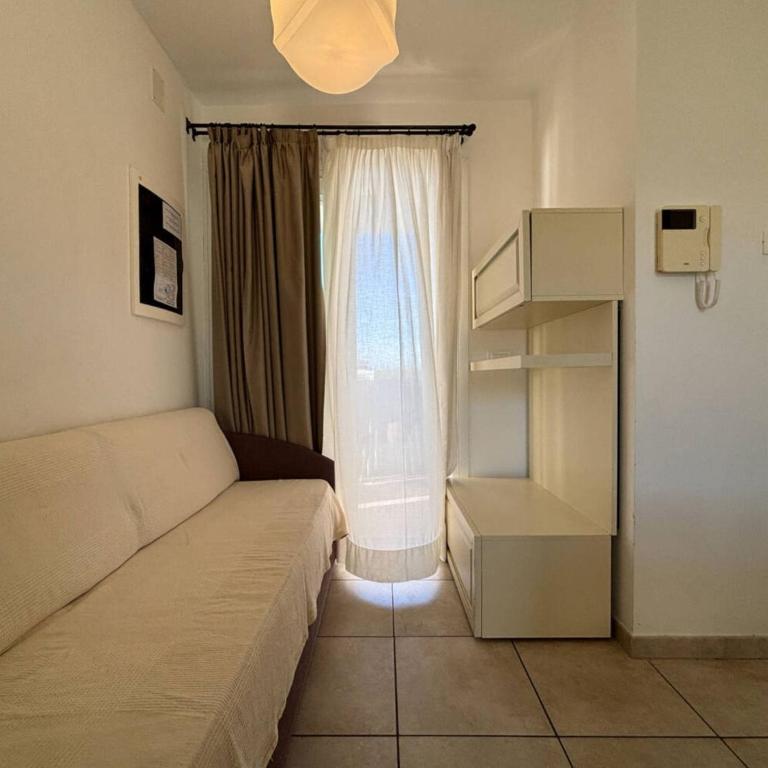 Bright apartment with swimming pool and solarium - Appartement - 6