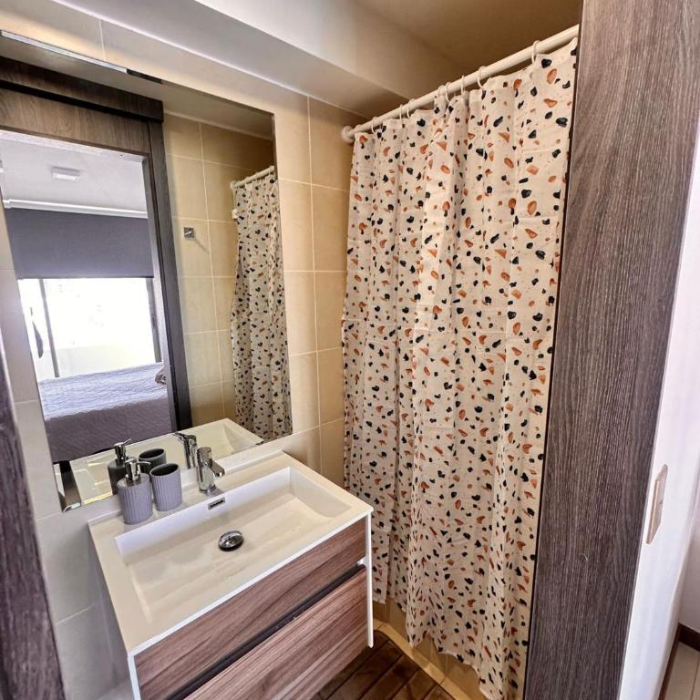Azul 1 a dos cuadras de playa Cavancha - Two-Bedroom Apartment - 9