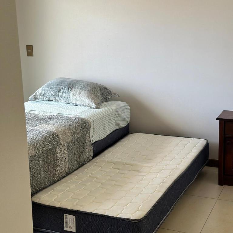 Azul 1 a dos cuadras de playa Cavancha - Two-Bedroom Apartment - 15