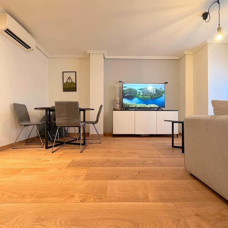 Atico con terraza privada , a 100 metros de playa Levante Santa Pola - Apartamento de 1 dormitorio - 7
