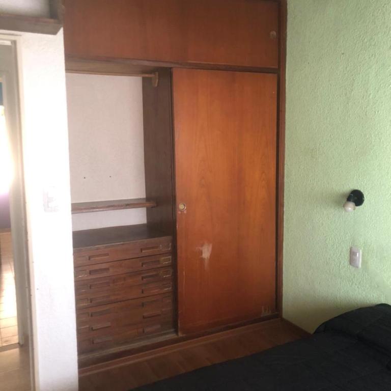 Amplio Dpto para 5 personas, SOLO FAMILIAS, cerca del Puerto y centro de Alem - Three-Bedroom Apartment - 17