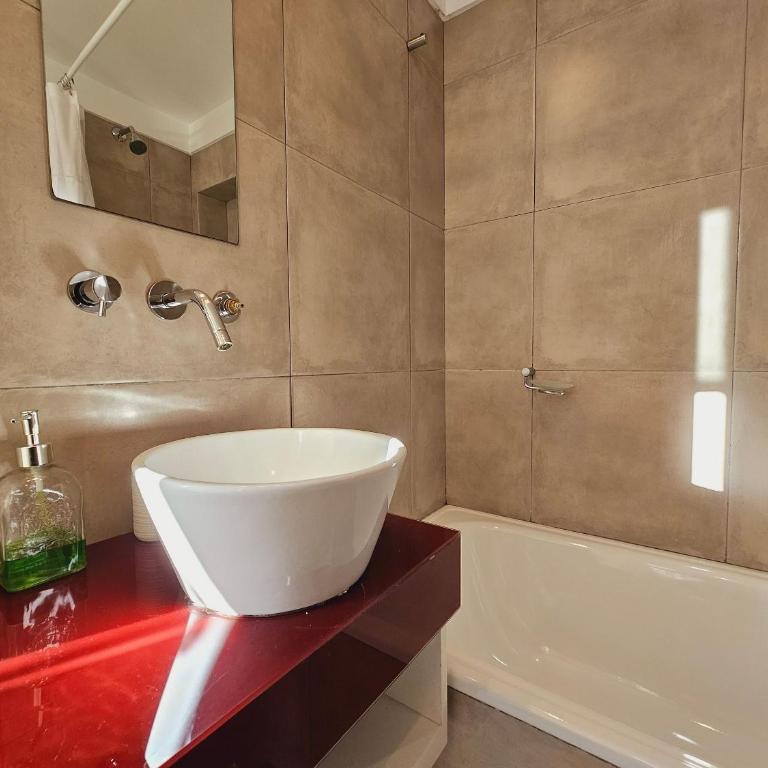 2 Ambientes de Ensueño en Recoleta: Amplitud y Belleza en Cada Rincón - Apartamento de 1 dormitorio con balcón - 11