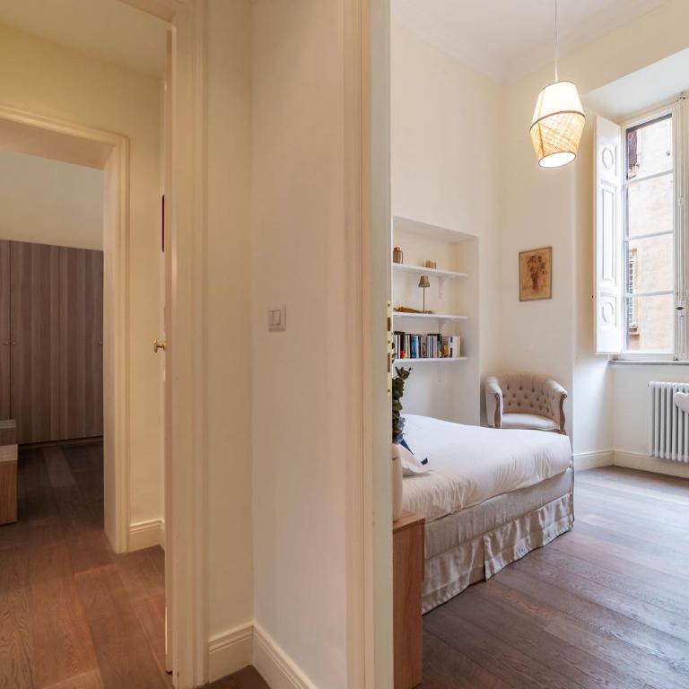 Fontanella Borghese 35 - FromHometoRome - Two-Bedroom Apartment - 7