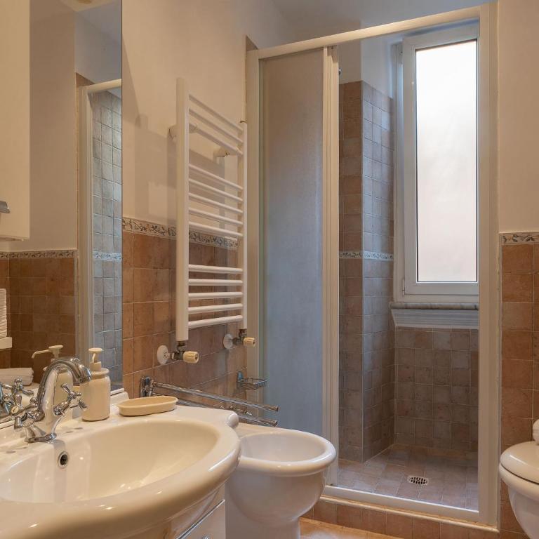 Fontanella Borghese 35 - FromHometoRome - Two-Bedroom Apartment - 12