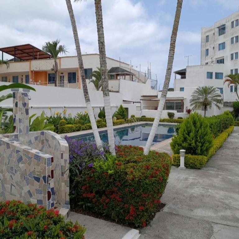Apartamento playa Tonsupa - Three-Bedroom Apartment - 1