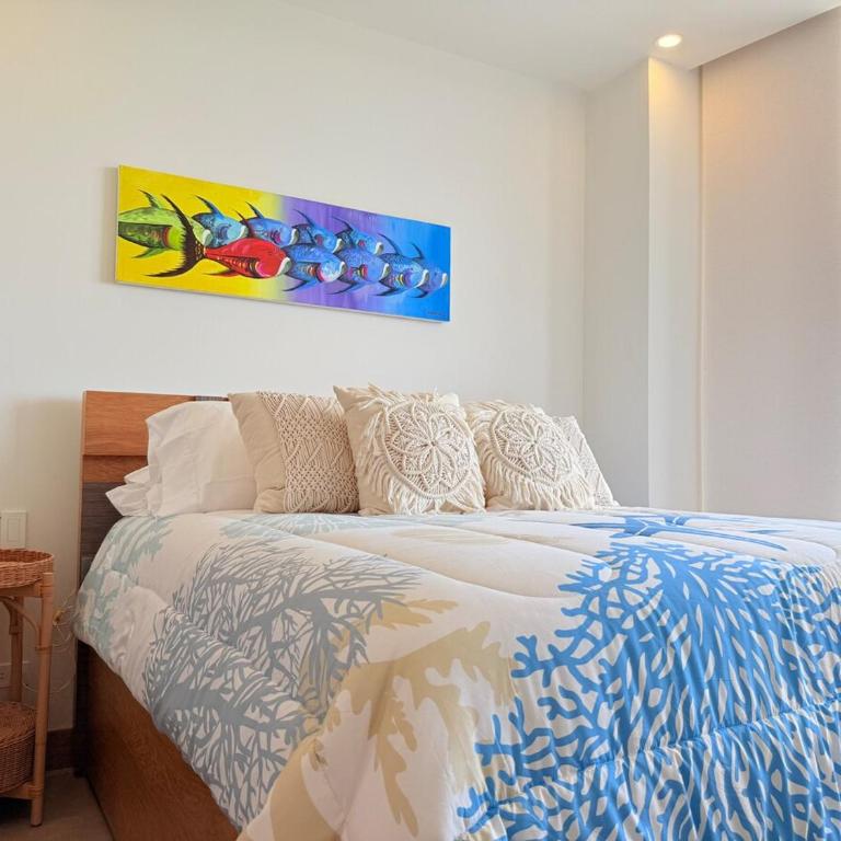 Magnificent Apartment - Beach - Jacuzzis! - Two-Bedroom Apartment - 17