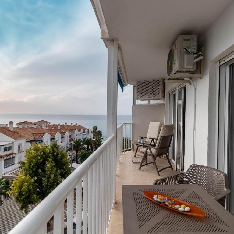 RentitSpain - Nerja - Apartamentos Vistas Únicas al Mar Mediterráneo - Two-Room Apartment - 13