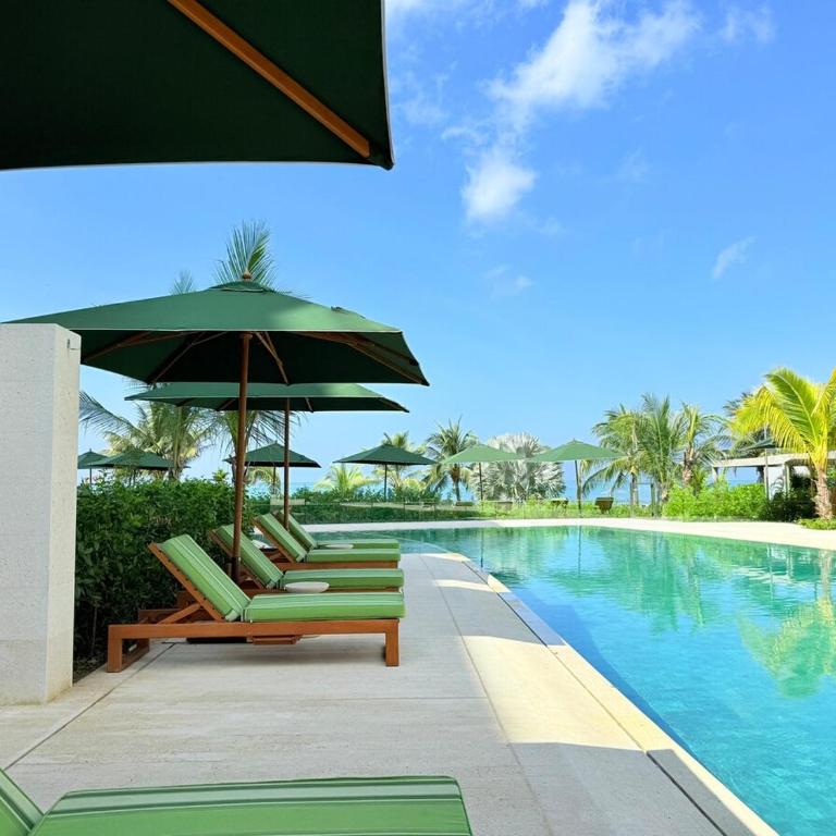 Magnificent Apartment - Beach - Jacuzzis! - Two-Bedroom Apartment - 49