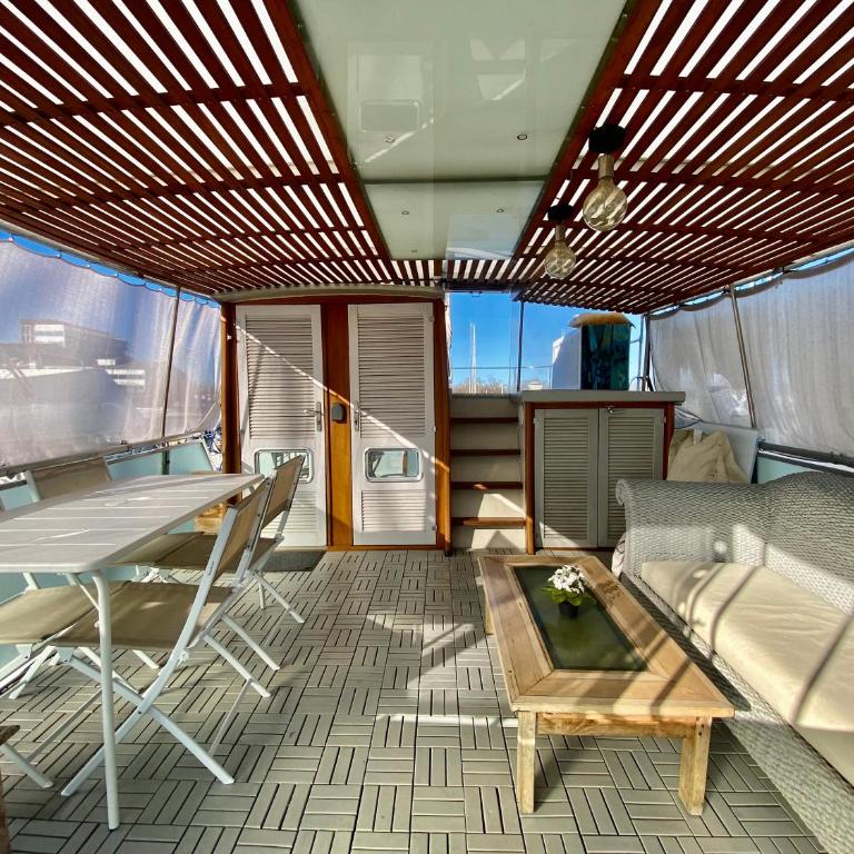 Houseboat - Suite flottante romantique au Port de Bordeaux - Appartement Suite - 12