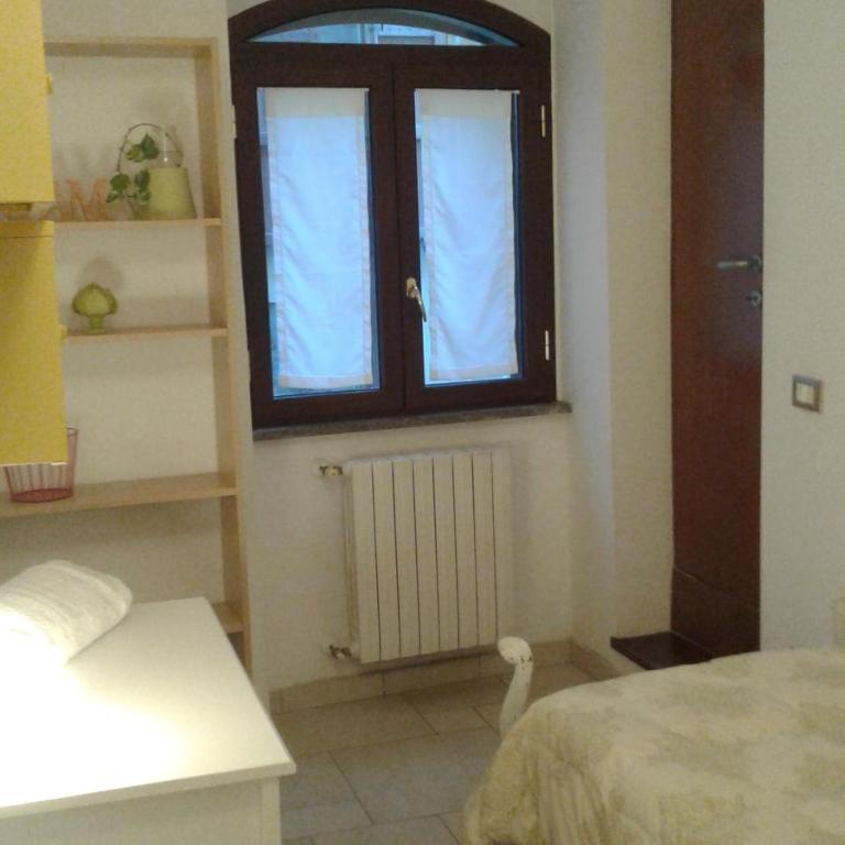 casa vacanze crochi - Appartamento con 2 Camere da Letto - 2