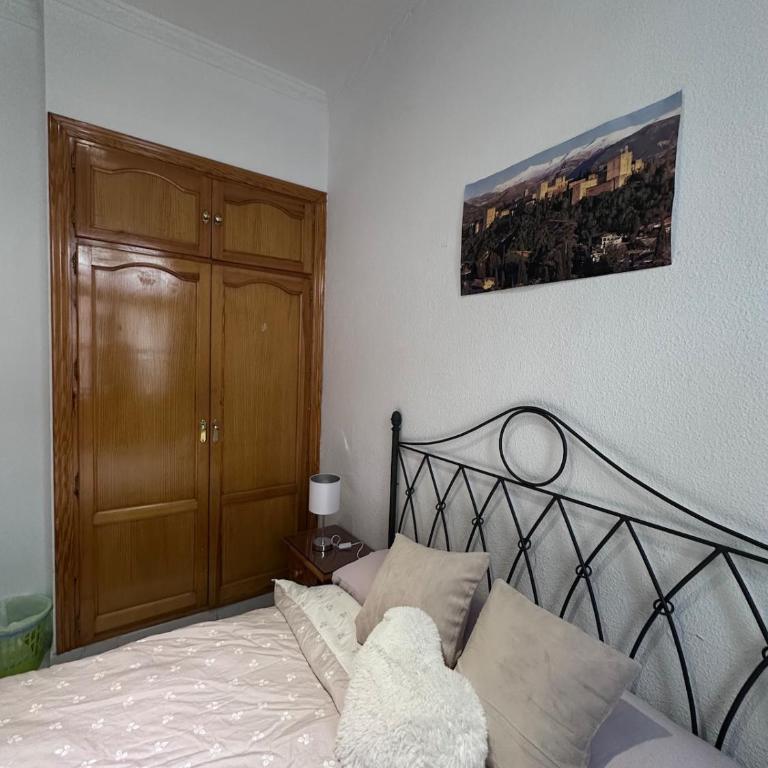 Apartamento grande zona catedral centro - Three-Bedroom Apartment - 15