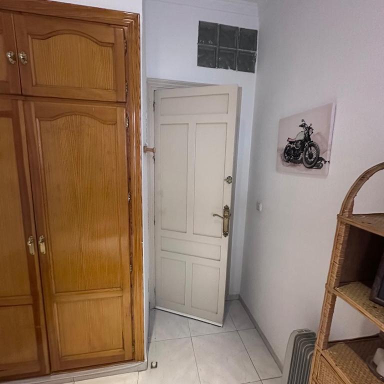 Apartamento grande zona catedral centro - Three-Bedroom Apartment - 20