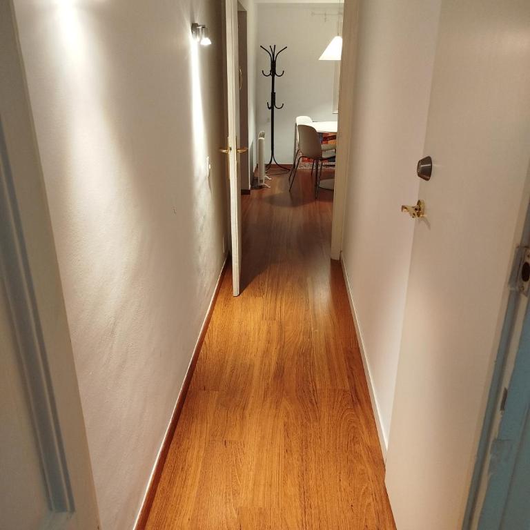 Affordable apartament or rooms in city center - One-Bedroom Apartment - 2