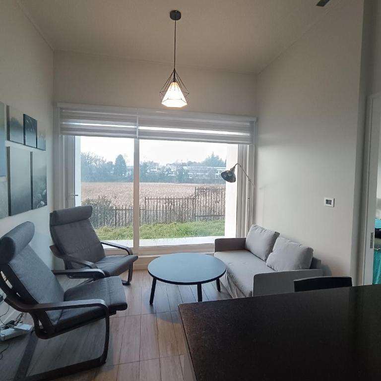 Departamento con patio Isla Teja - Two-Bedroom Apartment - 3