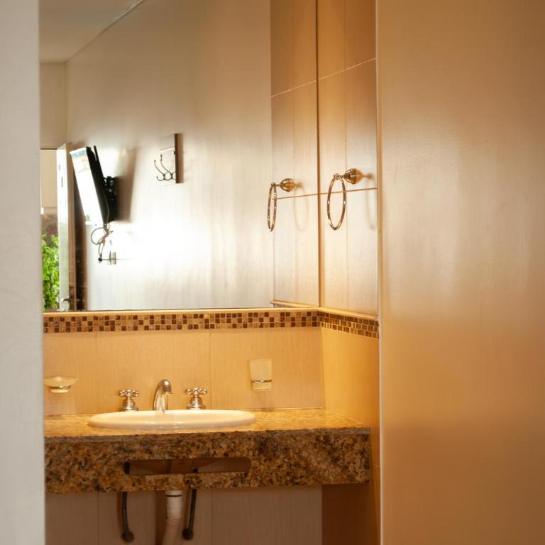 Vertientes Apart Hotel - Habitación Doble Deluxe con bañera de hidromasaje - 1 o 2 camas - 5