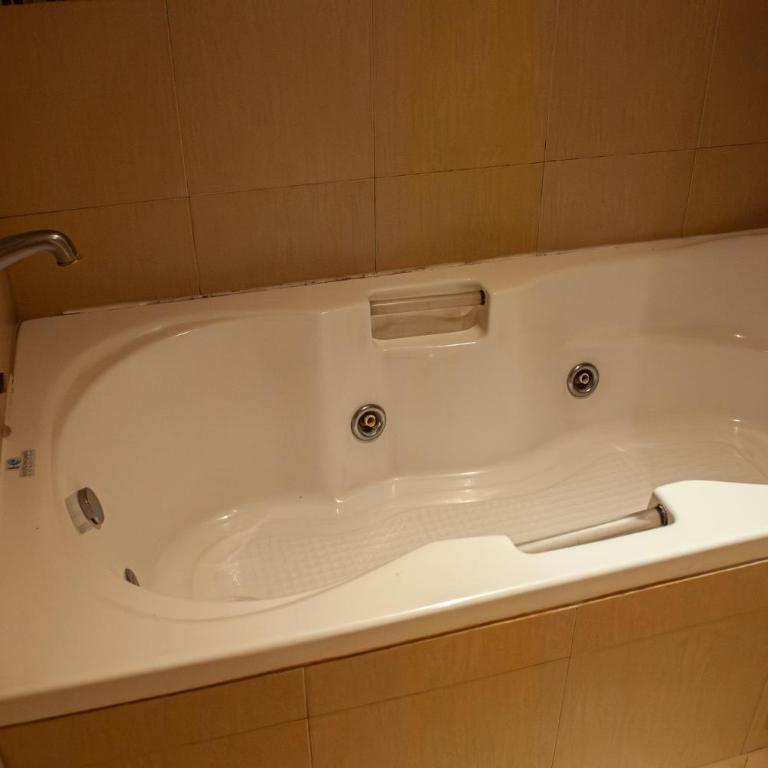 Vertientes Apart Hotel - Habitación Doble Deluxe con bañera de hidromasaje - 1 o 2 camas - 7