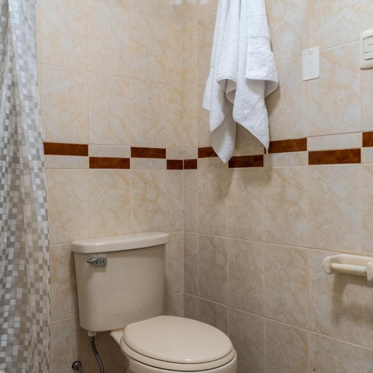 Hospedaje La Florida - Habitación Doble - 4