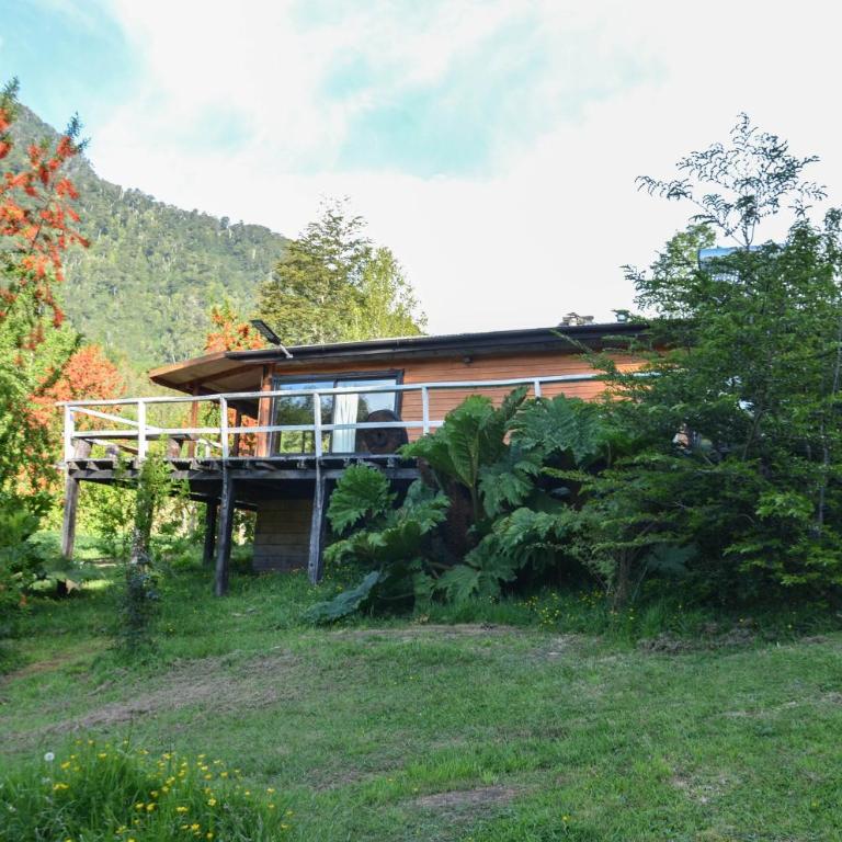 Cabañas y tinajas Rukaleufu - Three-Bedroom Vacation Home - 4
