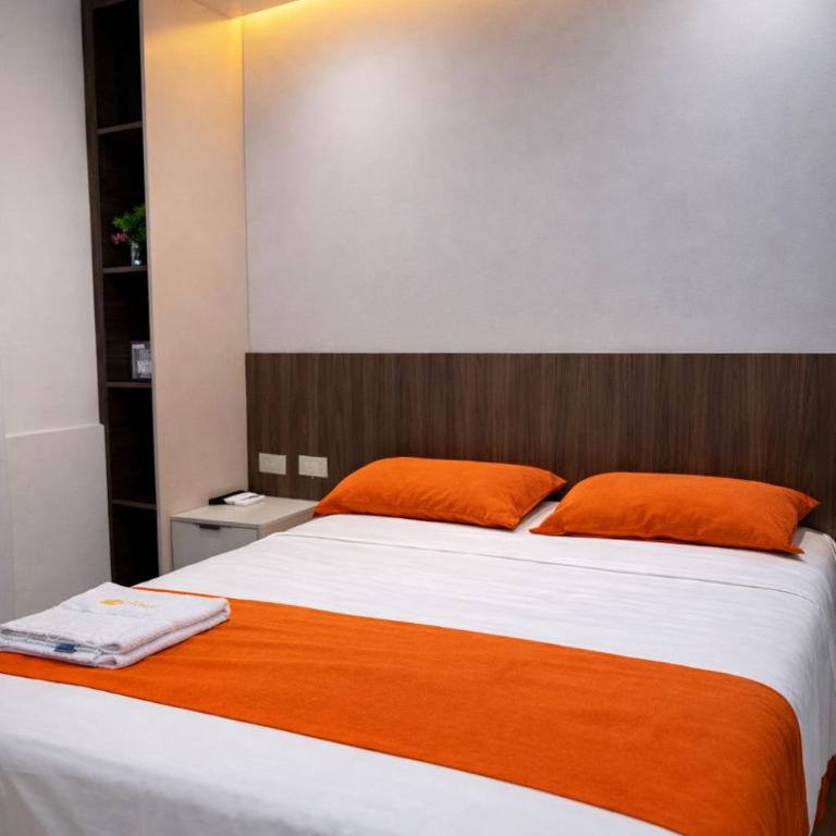 Hotel Madrigal - Habitación Doble Económica - 4