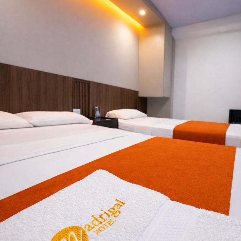 Hotel Madrigal - Habitación Doble Económica - 1 o 2 camas - 3