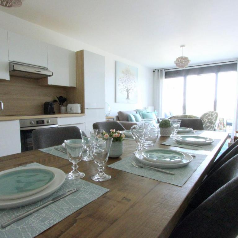 DAM1 - Disneyland Paris & Val d'Europe - Parking & Wifi - Two-Bedroom Apartment with Balcony - 13