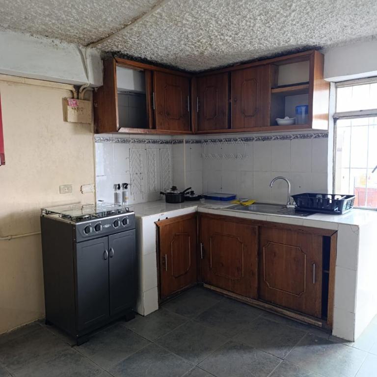 Casa Acogedora en Ubicación Estrategica - Casa de 2 dormitorios - 3