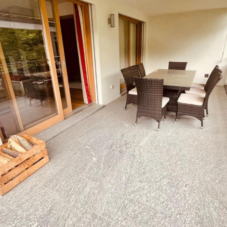 Elegant apartment in Flims close to Lake Caumasee - Apartment - 22