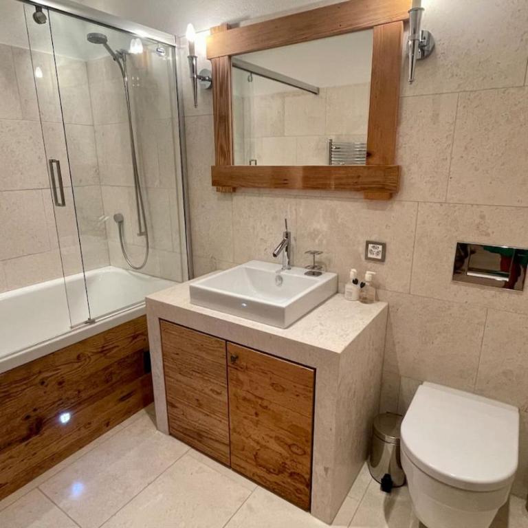 Elegant apartment in Flims close to Lake Caumasee - Apartment - 19