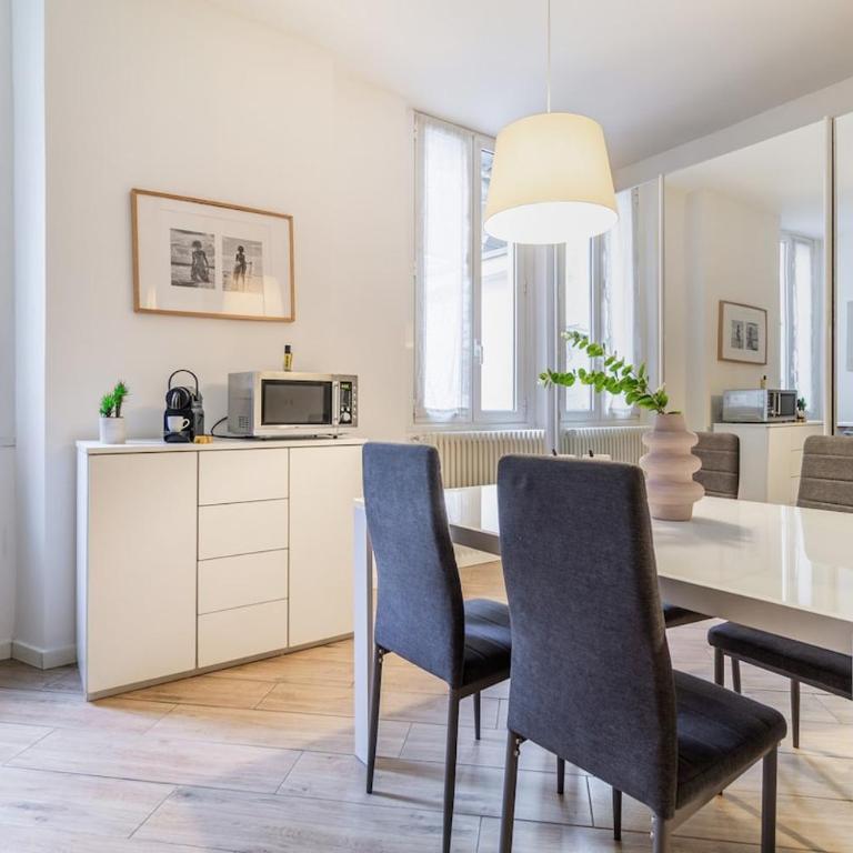 Two-room apartment 5 minutes' walk from the historic center - One-Bedroom Apartment - 26